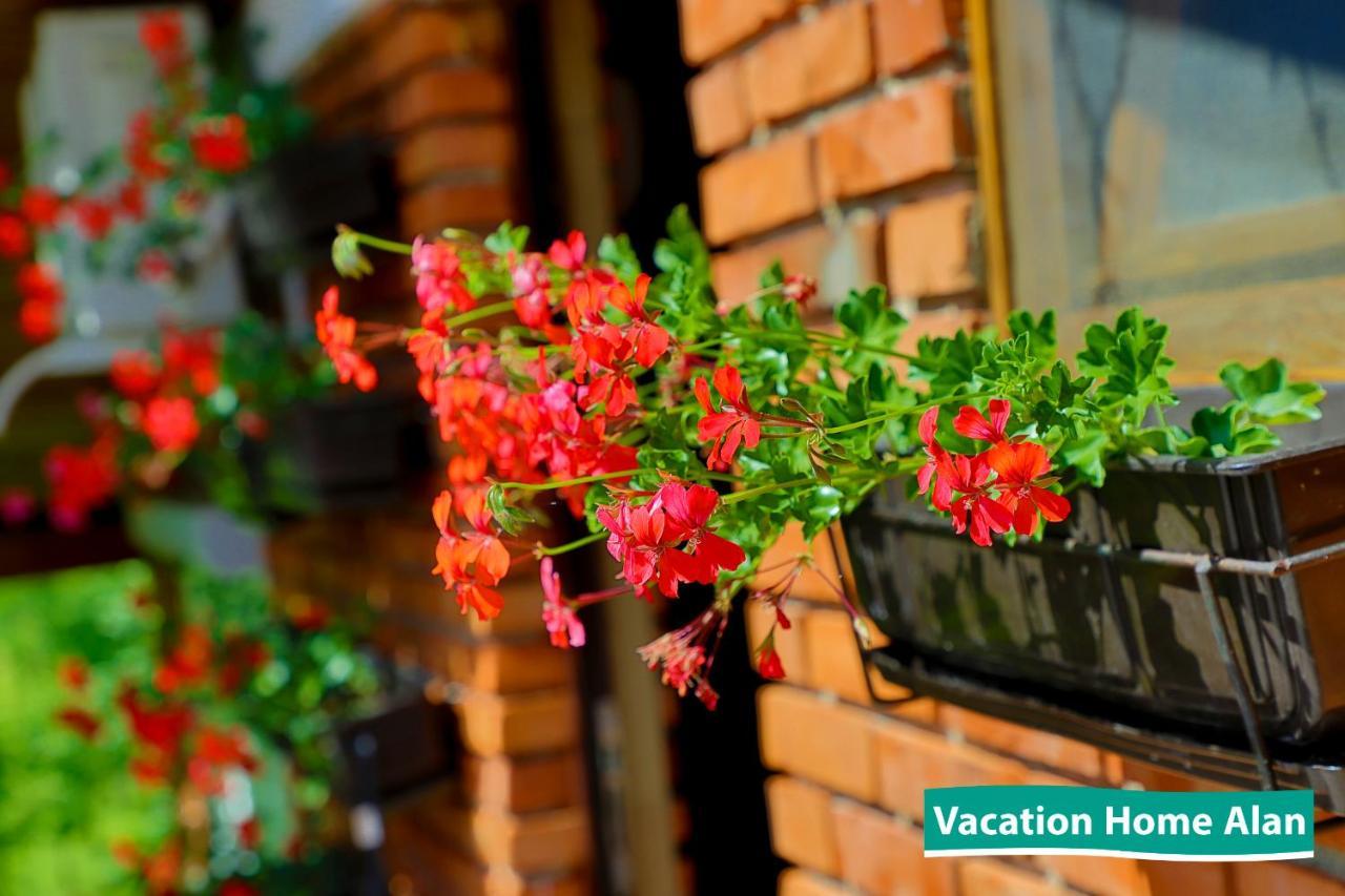 Vacation Home Alan 2 Kulen Vakuf Exterior foto
