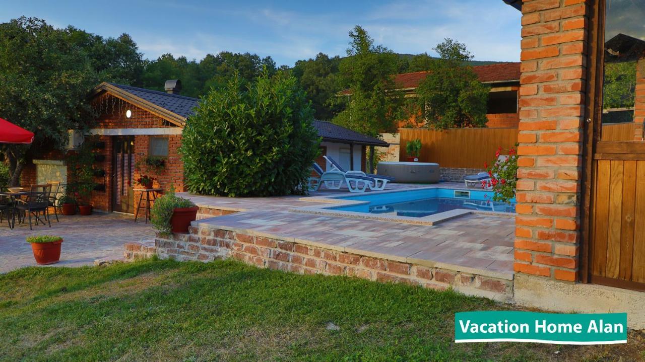 Vacation Home Alan 2 Kulen Vakuf Exterior foto