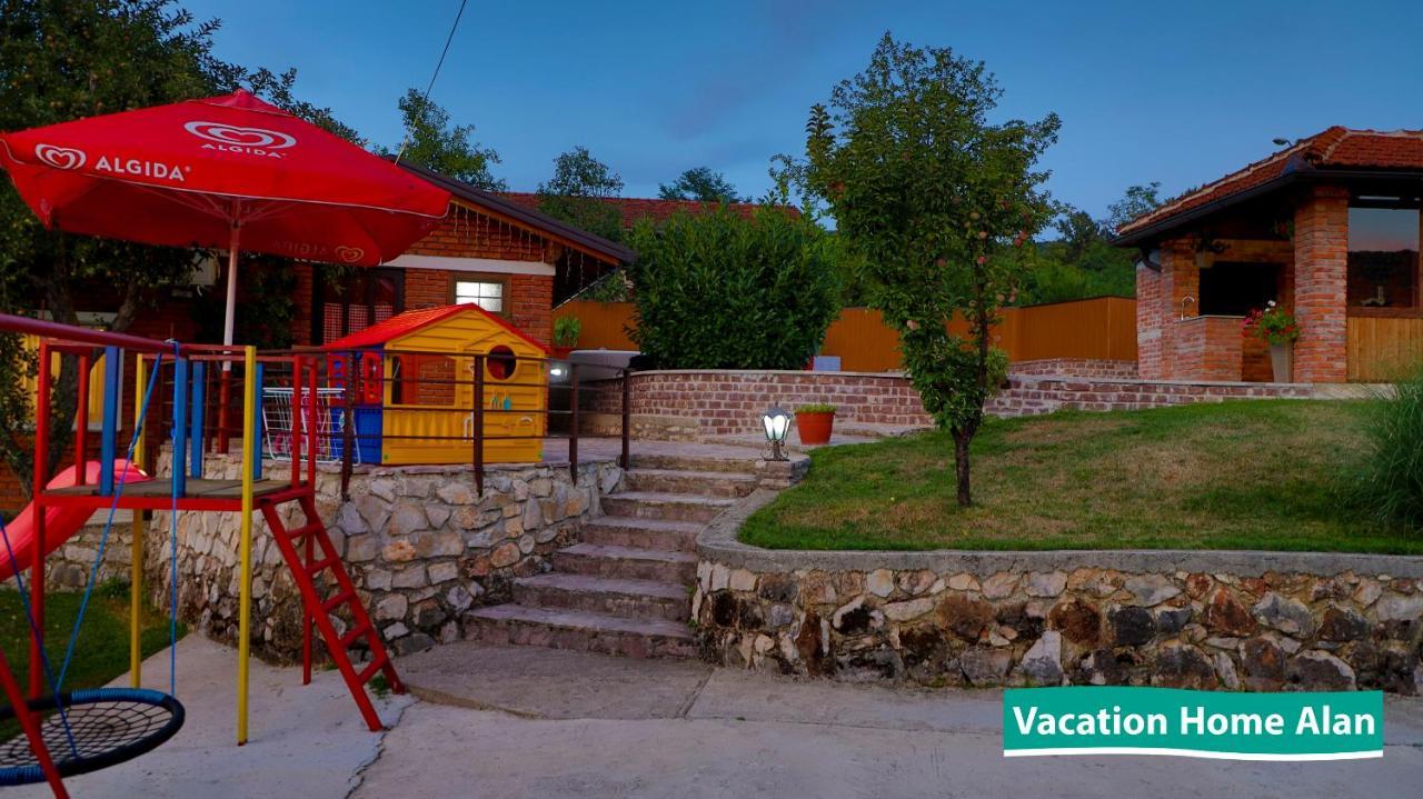 Vacation Home Alan 2 Kulen Vakuf Exterior foto