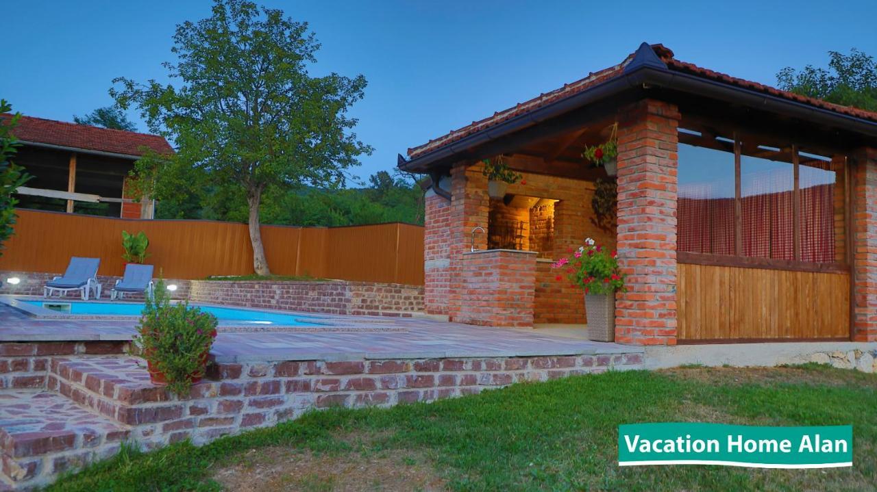 Vacation Home Alan 2 Kulen Vakuf Exterior foto