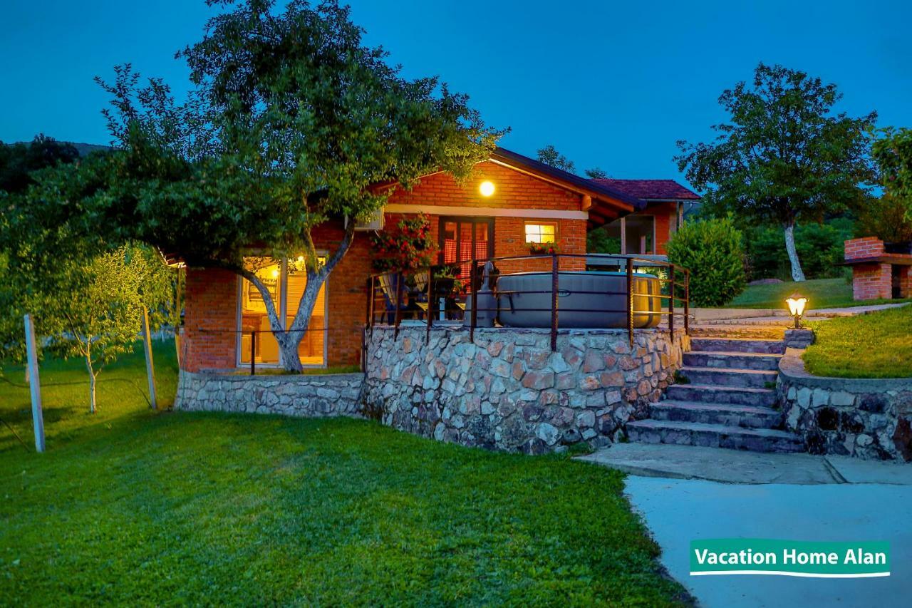 Vacation Home Alan 2 Kulen Vakuf Exterior foto